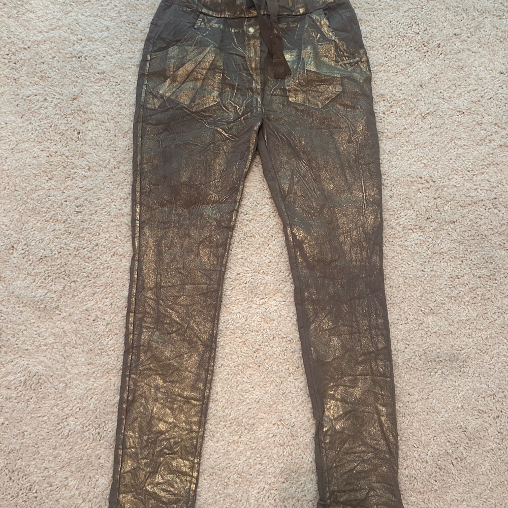 Stylish Gold Women's Pants